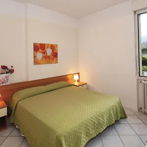 Village Aparthotel Colico