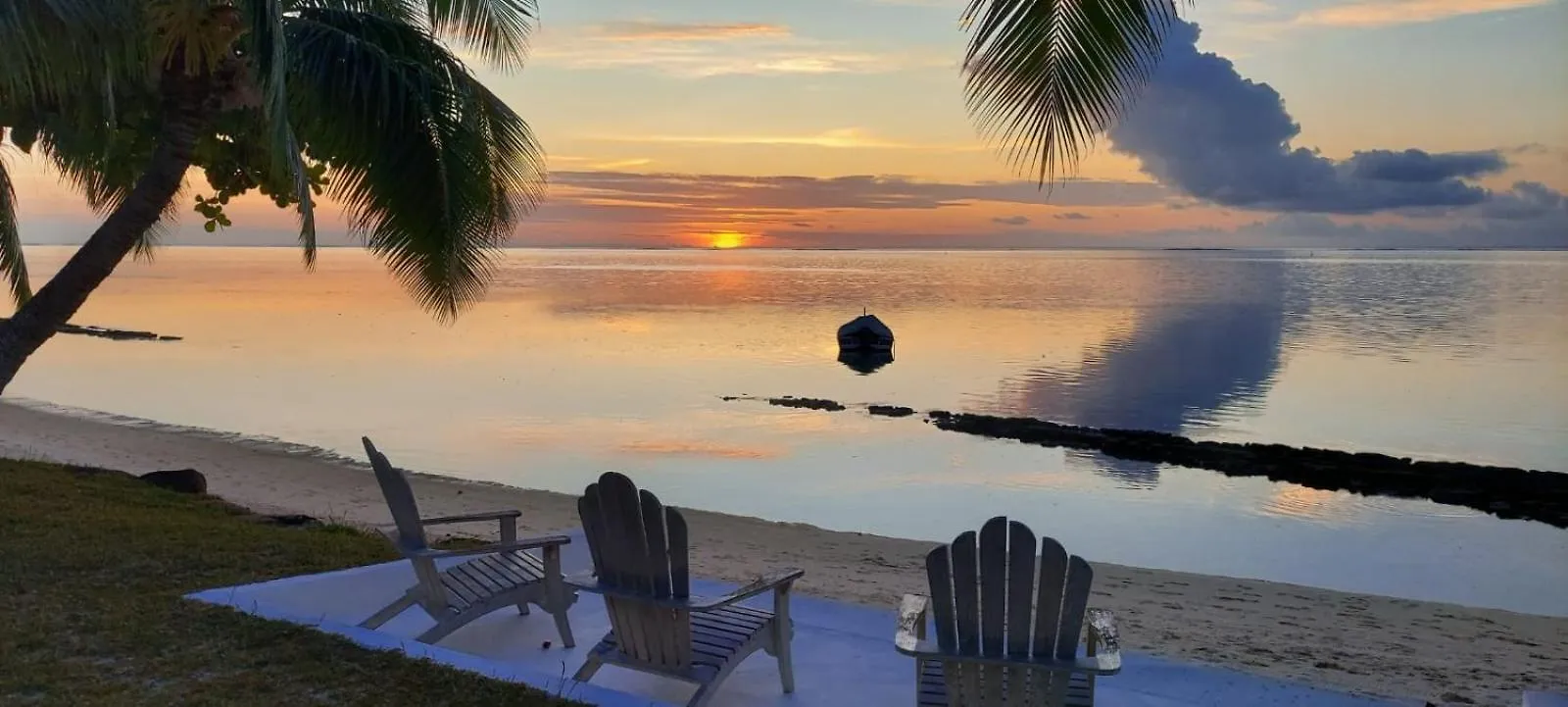 Moorea Island Beach Hotel