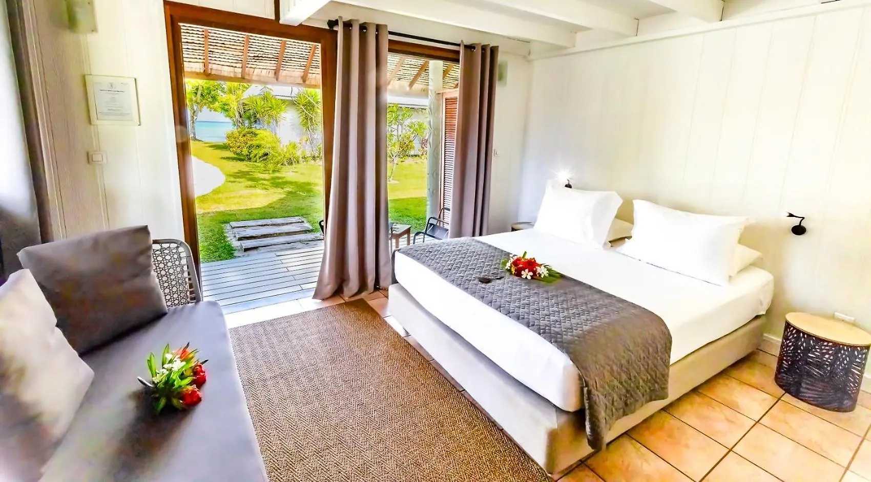 Moorea Island Beach Hotel